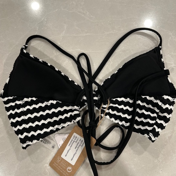 BERLOOK Black & White Geometric Textured Bikini - Picture 4 of 8